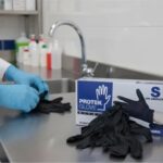 Guante nitrilo negro PROTEX libre de polvo